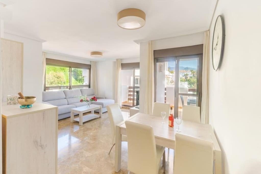 Amazing Family Apartment エステポナ エクステリア 写真