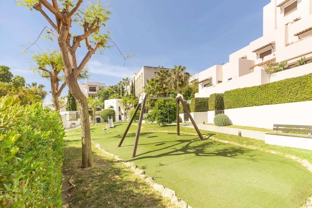 Amazing Family Apartment エステポナ エクステリア 写真